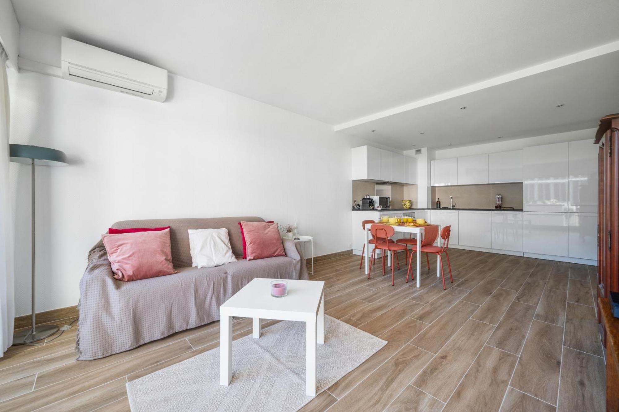 Appartamento Le Rocamare - Piscine Toit Terrasse - Parking Prive - Terrasse Mentone Esterno foto