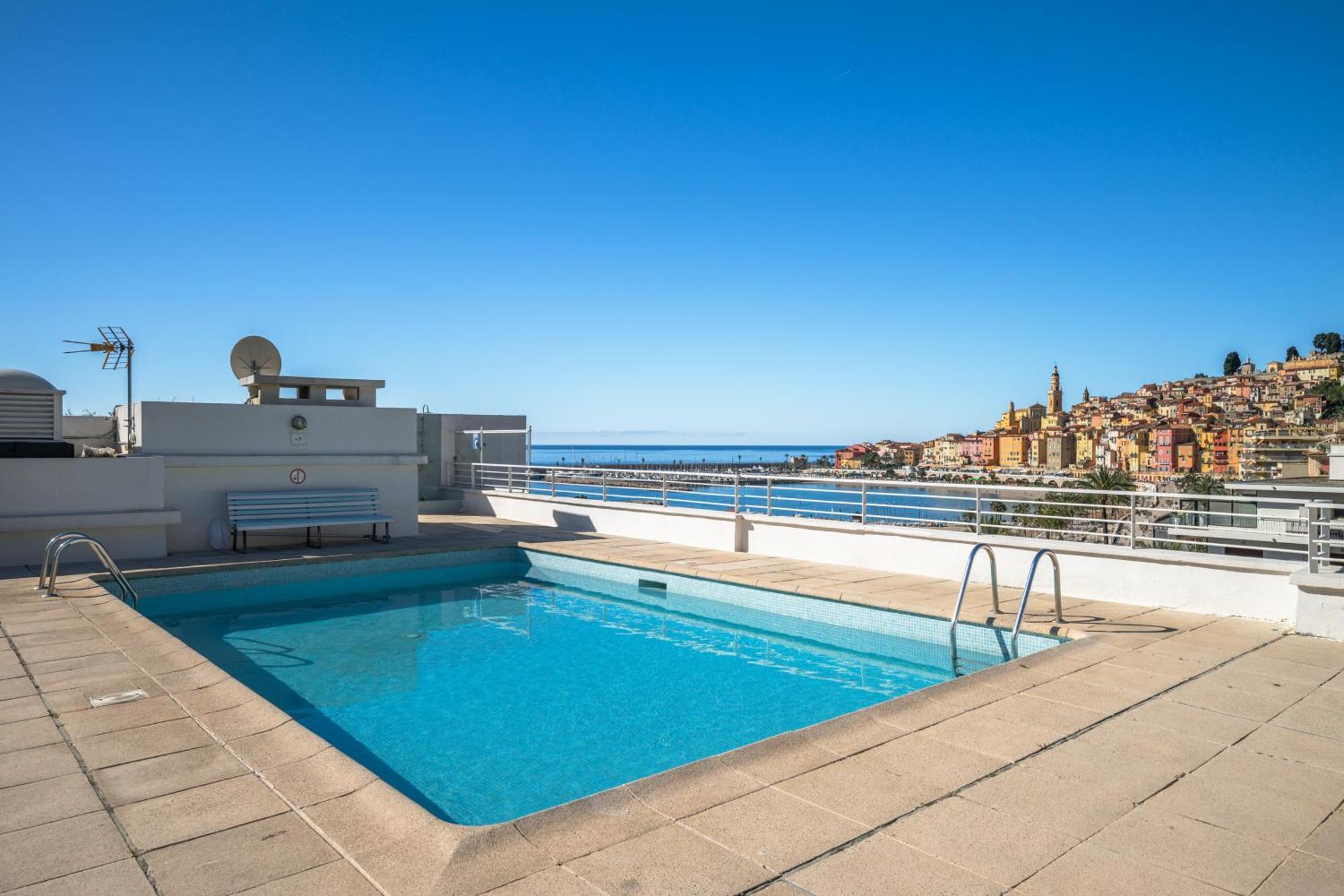 Appartamento Le Rocamare - Piscine Toit Terrasse - Parking Prive - Terrasse Mentone Esterno foto